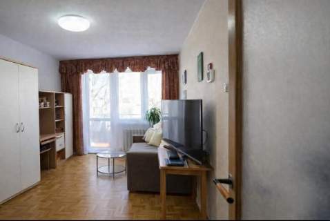 TARGÓWEK, 47 m2, 3 pokoje, balkon