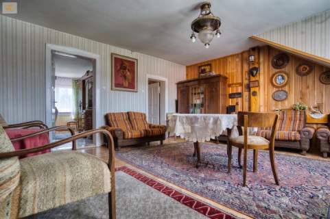 Dwa domy budynek gosp. na działce 1 900 m2 Centrum Jordanowa