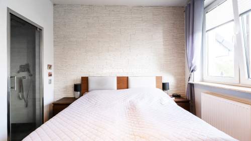 83m2 238m2 ogródek dwa m. postojowe