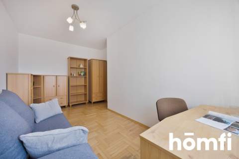 KUSTRONIA 4 POKOJE PARKING BALKON