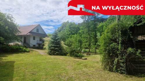 Dom w uroczym zakątku, pośród lasów i górek
