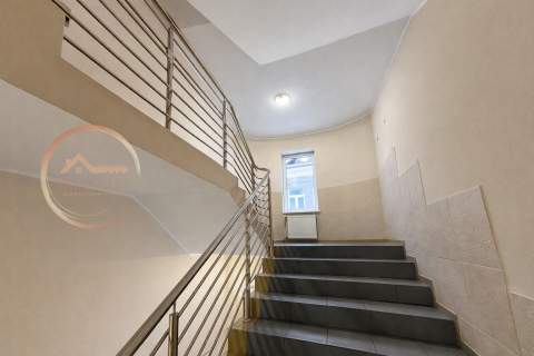 Śródmieście 2 pokoje/1piętro balkon budowa 2000 r