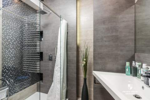 Apartament z pięknym ogrodem i kinem letnim