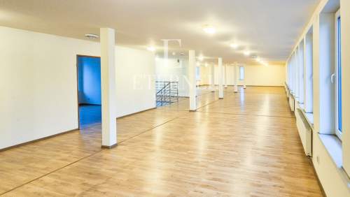 Kompleks biurowo-magazynowy na sprzedaż 1000m2