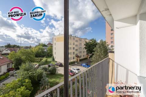3 pokoje w drugiej linii zabudowań