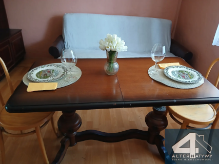 Klimatyczny dom, siedlisko z dużą działką.