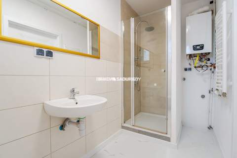 Centrum Skawiny , 3 pokoje , 77m2