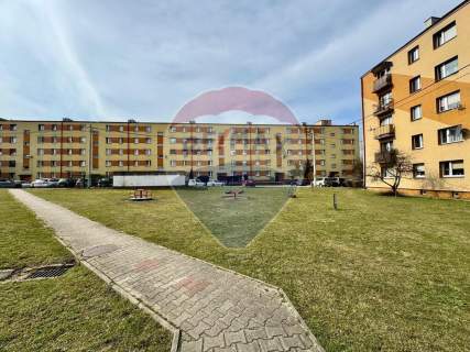Kawalerka po remoncie 1 piętro, centrum Czerwionki