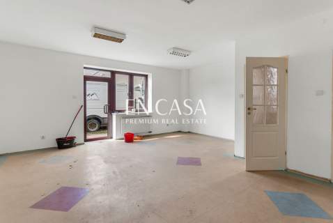 Budynek magazynowo socjalny 482m2