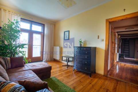 112 m2 przy Placu Grunwaldzkim 5 pokoi .