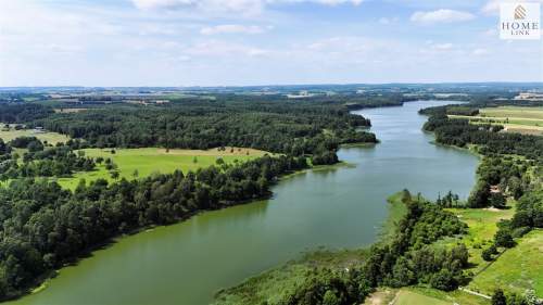 Działki z panoramicznym widokiem na jezioro.