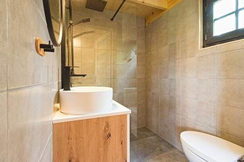 Dwa domki nad jeziorem, sauna, bania, basen, staw