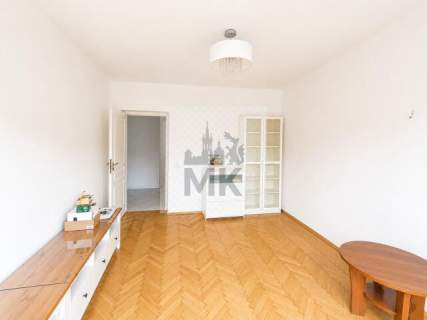 3 pokoje, osobna kuchnia, balkon, po remoncie