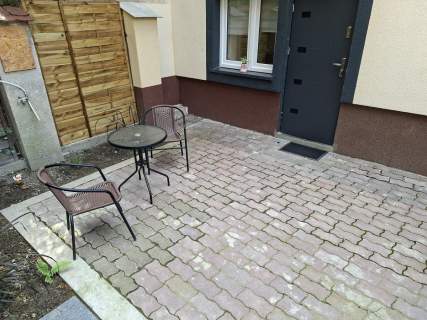 Mieszkanie w centrum z ogródkiem