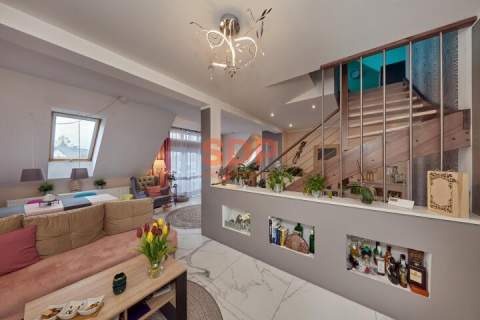 Apartament w zabudowie szeregowej Zamknięte osiedle Garaż w b