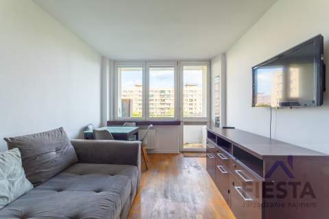 Targówek 37,3 m2 dwa pokoje balkon metro