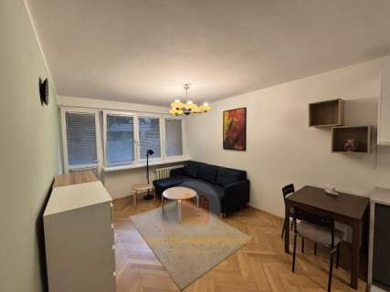 Słoneczne 2 pokoje balkon piwnica, przy Żelaznej