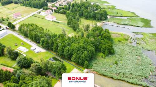 Działka budowlano-usługowa z linią brzegową
