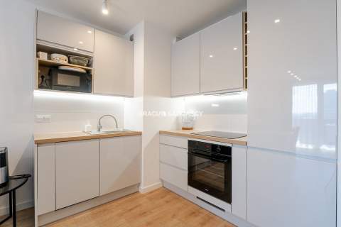 2 pokoje balkon tramwaj centrum miasta