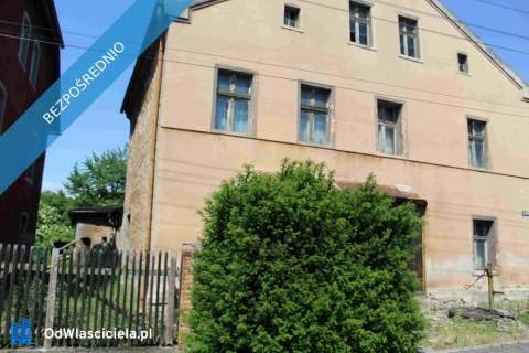 Historyczny budynek dawny Sklep Nabiałowy 3-4 mieszkania