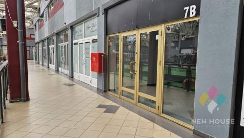 30 m2, pod działalność handlową, usług.
