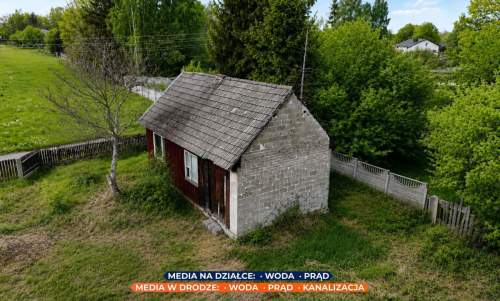    Media na działce   Dojazd drogą asfaltową   