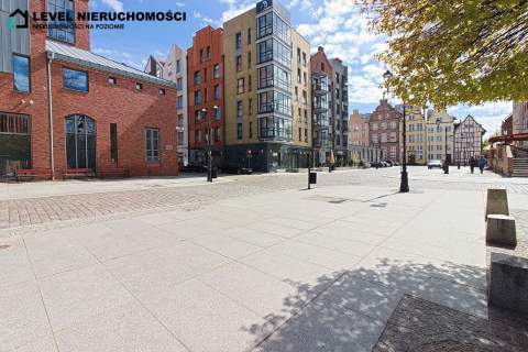 Dwupoziomowy apartament z tarasem