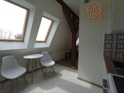 Kawalerka na poddaszu, pet-friendly - Graniczna 11