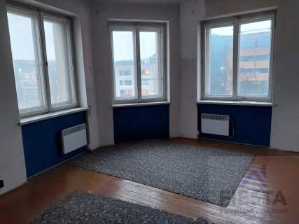 3 pokoje róg Czerniakowskiej i Suligowskiego