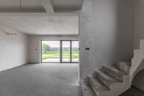 Połówka bliźniaka z działką 1500m2