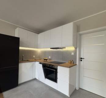 3 pokoje, Karwiny, po generalnym remoncie, balkon