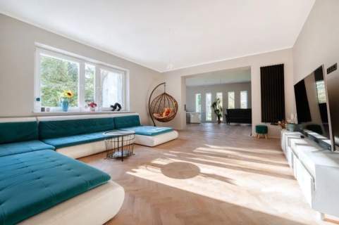 Dom 270m2 i Obiekt Usługowo-Medyczny 450m2 ul. Wycieczkowa