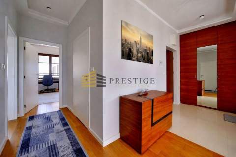 Apartament z pięknym widokiem, metro, 80m2