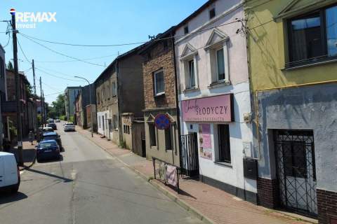 50% kamienicy 2 lokale centrum Zawiercia