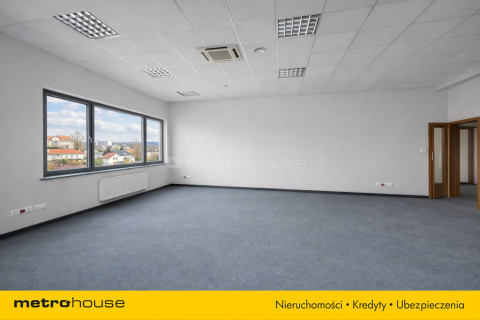 Lokal biurowy 250 m Warszawa, Wyczółki, klasa B