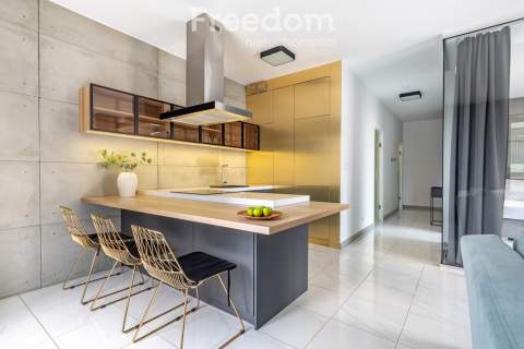 Apartament z widokiem na Ratusz i dwoma balkonami