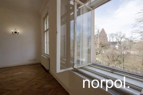 Mieszkanie 230m2, 6 pokoi, 3 łazienki, przy Plantach, Stare Miasto,...
