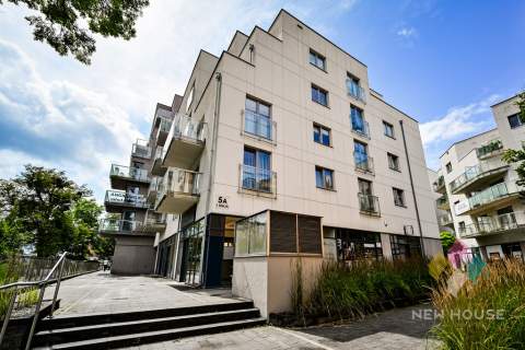 67 m2, centrum, parking, witryna, wysoki standard