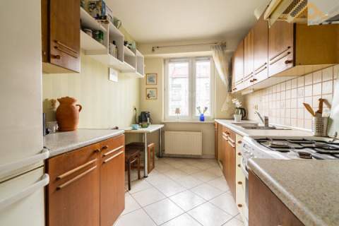 Parter, 2 balkony i widok na zieleń. Przestronne 63 m2 ,ul. Kanta