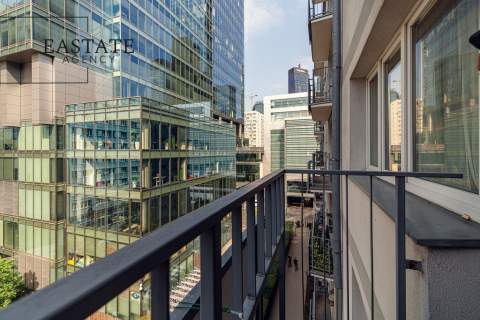Kawalerka, Rondo ONZ, komfortowe, balkon