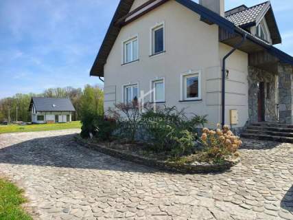 PRZESTRONNY DOM-137M2 Z DUŻĄ DZIAŁKĄ- JASŁO- SOBNIÓW