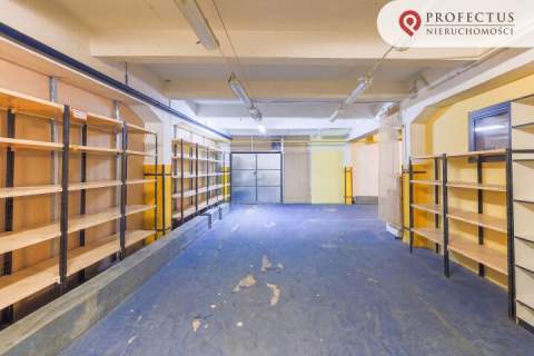 Magazyn 640 m2 Biuro Rampa Winda 2t Gdańsk Oliwa