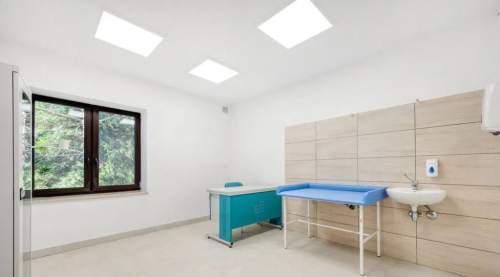 Dom 270m2 i Obiekt Usługowo-Medyczny 450m2 ul. Wycieczkowa