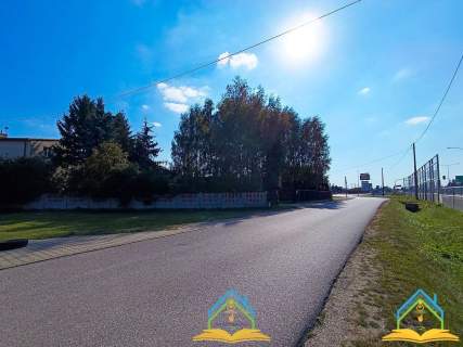 Oferta domu wielorodzinnego z dużą działką, Janki