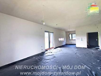 Nowoczesny dom do wykończenia, dobra lokalizacja.