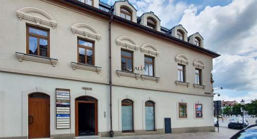 Lokal biurowy w prestiżowej kamienicy przy rynku