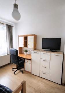 Partynice/2pok./piwnica/ogród/osobna/kuchnia/top