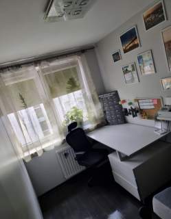 3 pokoje 60 m 2 balkony winda