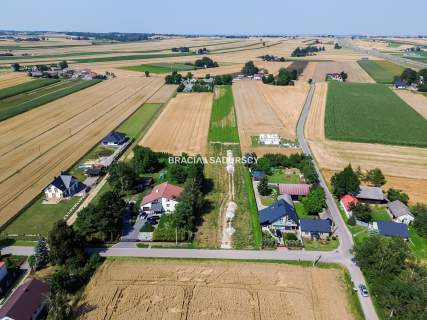 Działka budowlana / MPZP / media / MR2