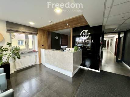 Działający hotel   36 pokoi, z potencjałem